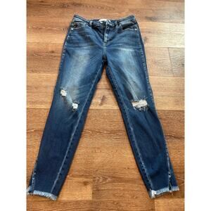 KanCan Women’s Size 7/27 Distressed Skinny Jeans Dark Wash Raw Hem Ankle